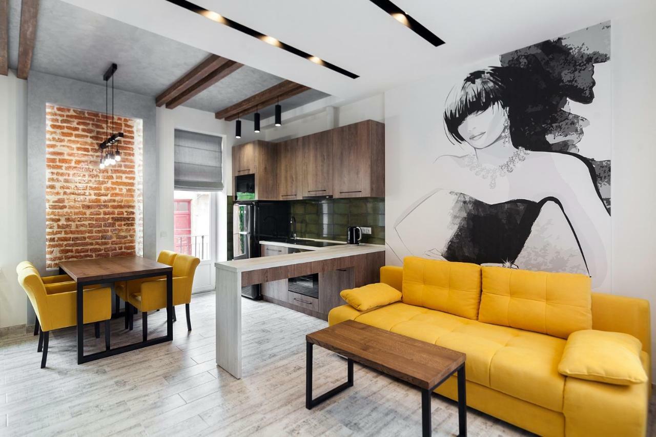 Leogrand Loft Apartments On Lychakivska 4 Lviv Exterior foto